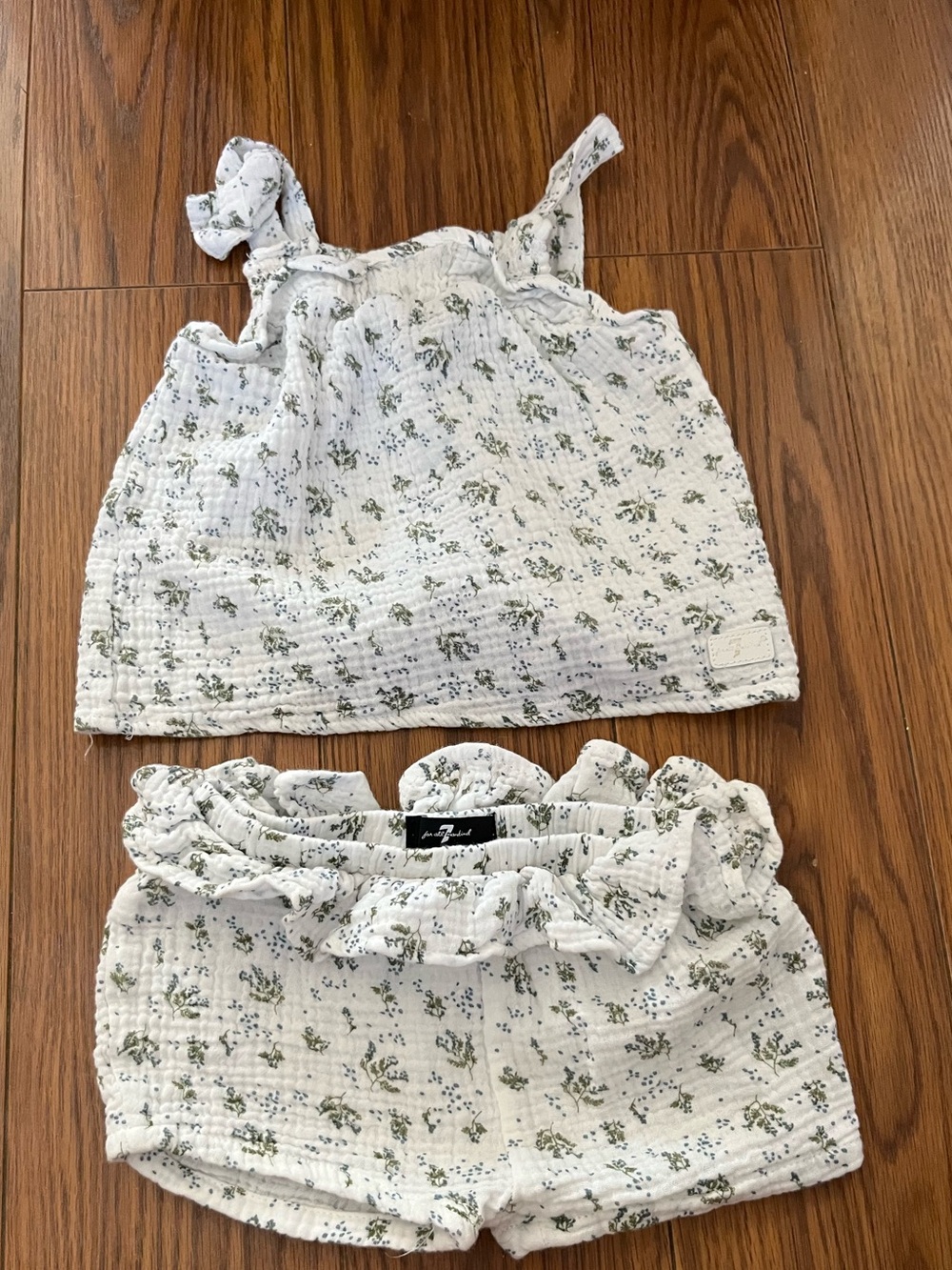 7 For All Mankind White Floral Tank & Shorts Set with Light Green Print